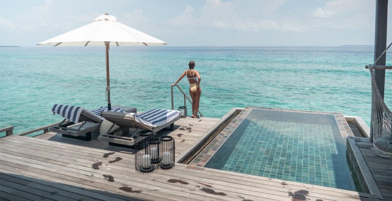 Budget vs Luxury - The Three Defining Differences for a Maldives Vacation